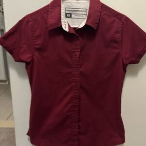 Androgynous Fox Maroon Short Sleeve Shirt